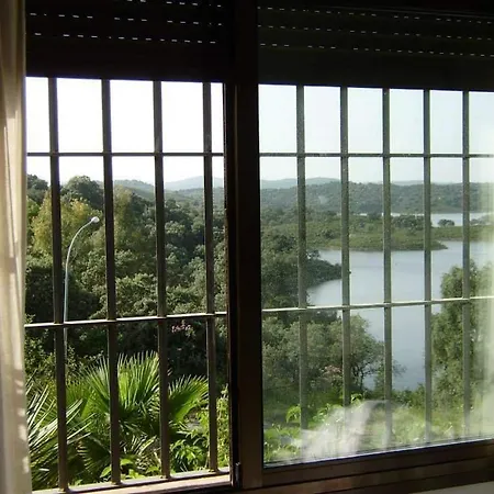 Casa Con Encanto Frente Al * El Ronquillo